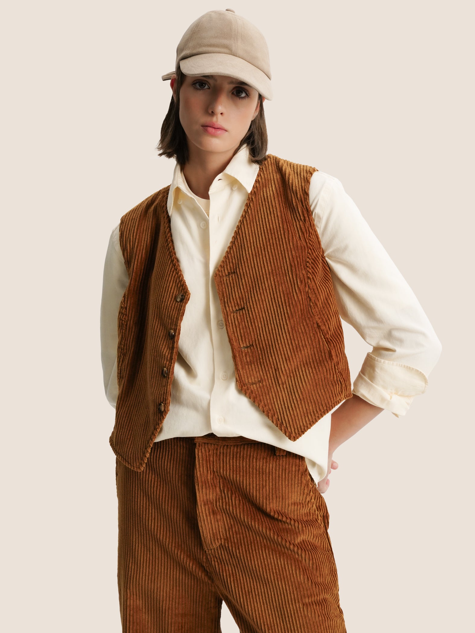 BROWN CORDUROY VEST