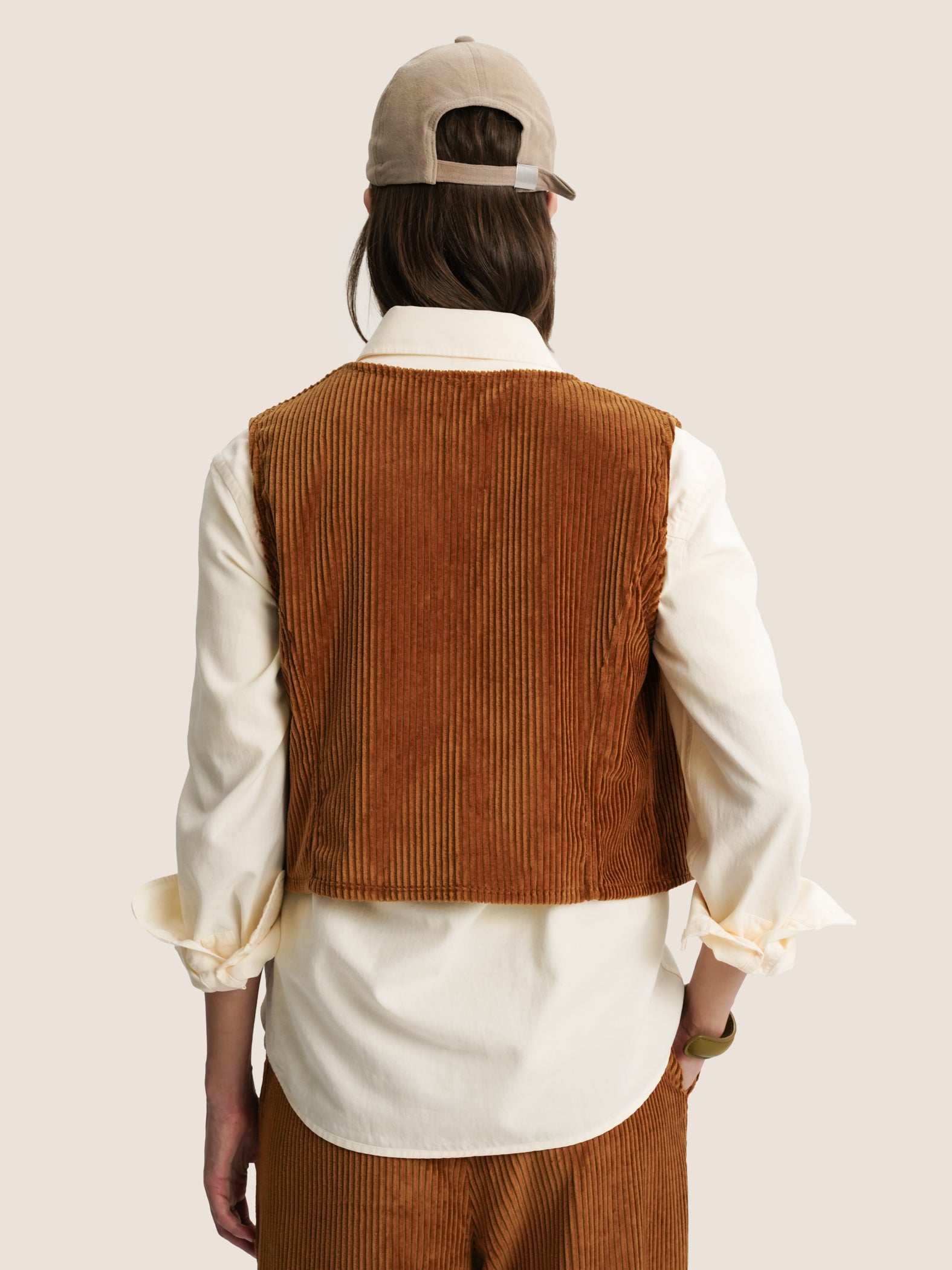 BROWN CORDUROY VEST